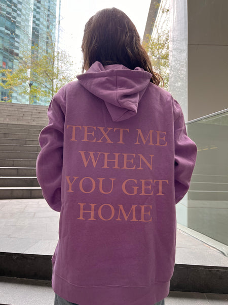 HOODIE TEXT ME LILA